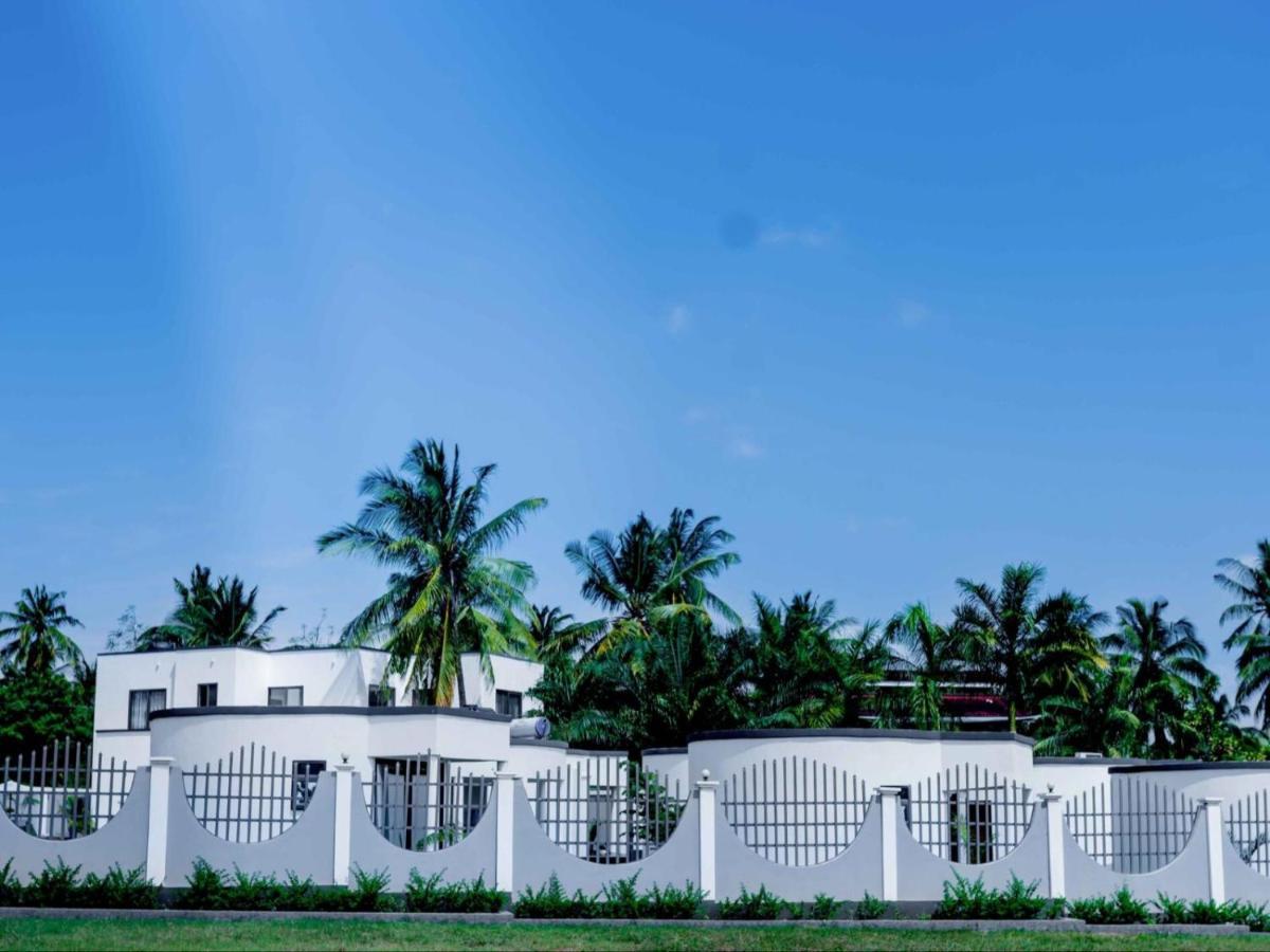 Homeland Bro Dar es Salaam Buitenkant foto