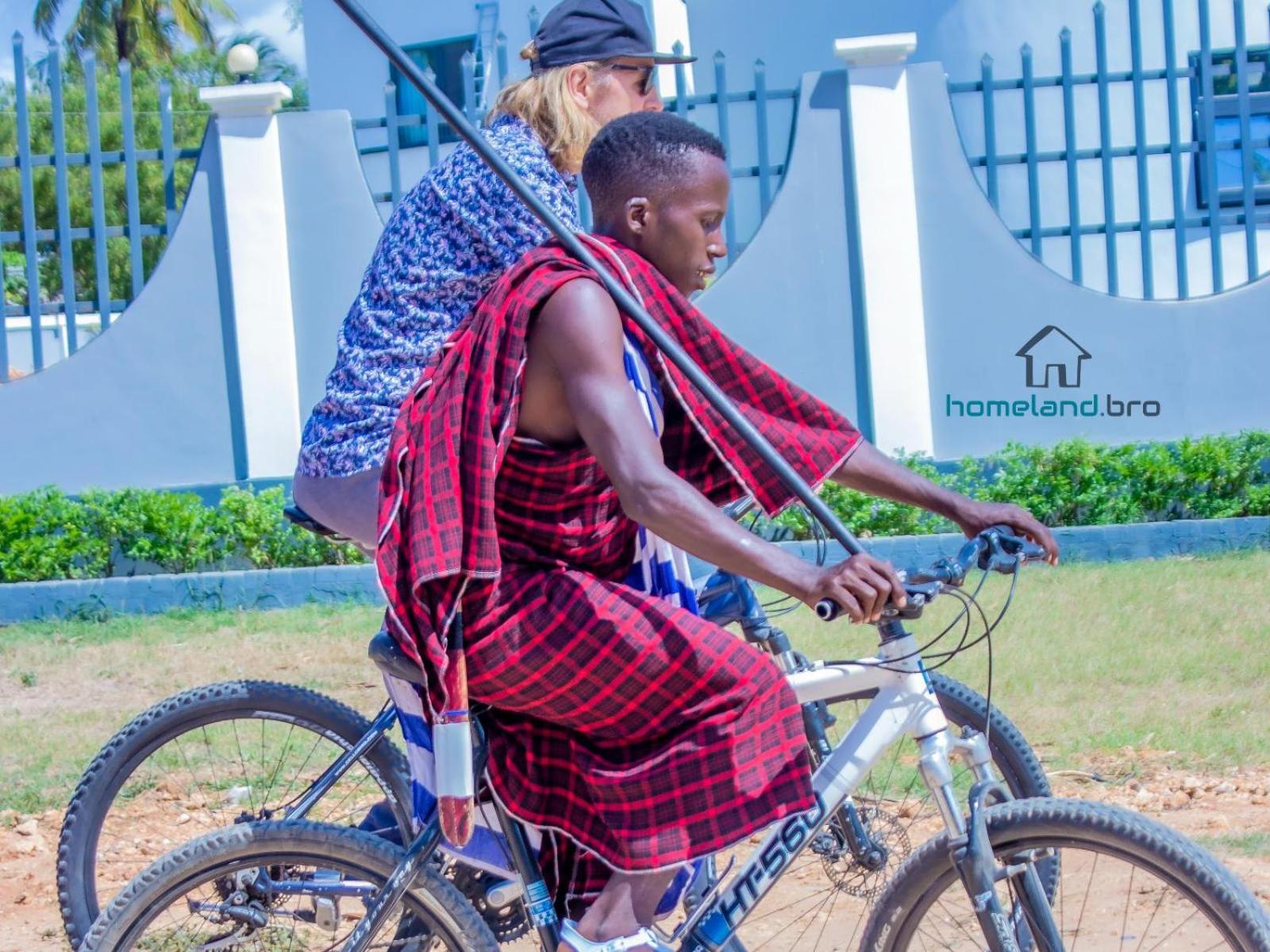 Homeland Bro Dar es Salaam Buitenkant foto